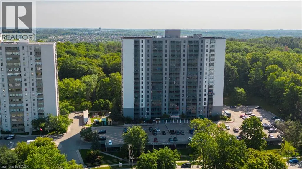 55 GREEN VALLEY Drive Unit# 811, #811