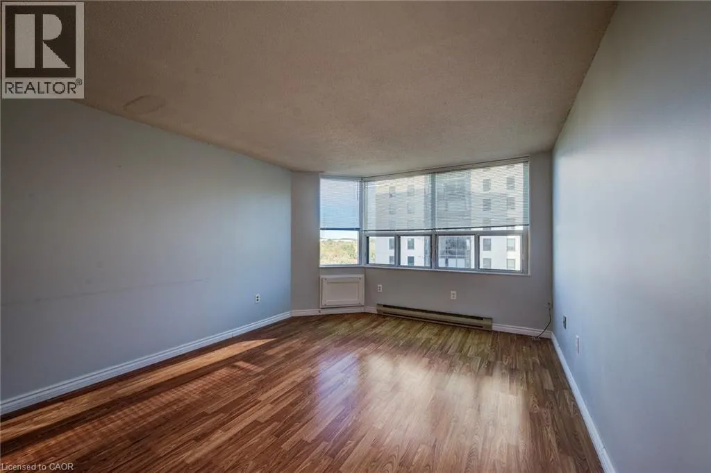 55 GREEN VALLEY Drive Unit# 811, #811