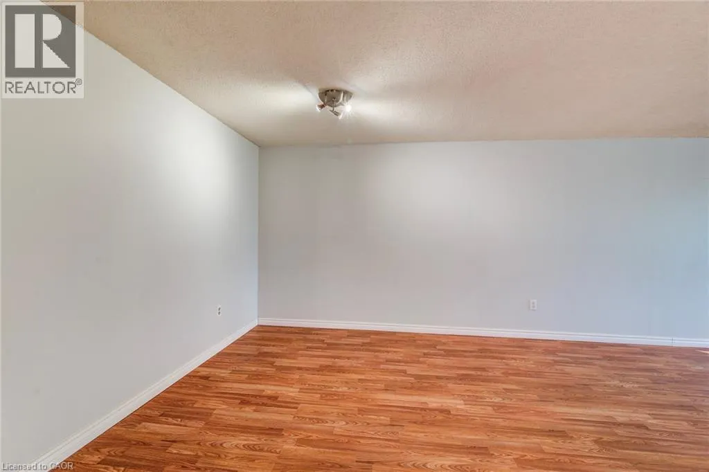 55 GREEN VALLEY Drive Unit# 811, #811