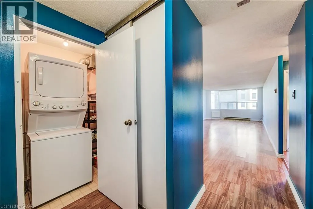 55 GREEN VALLEY Drive Unit# 811, #811