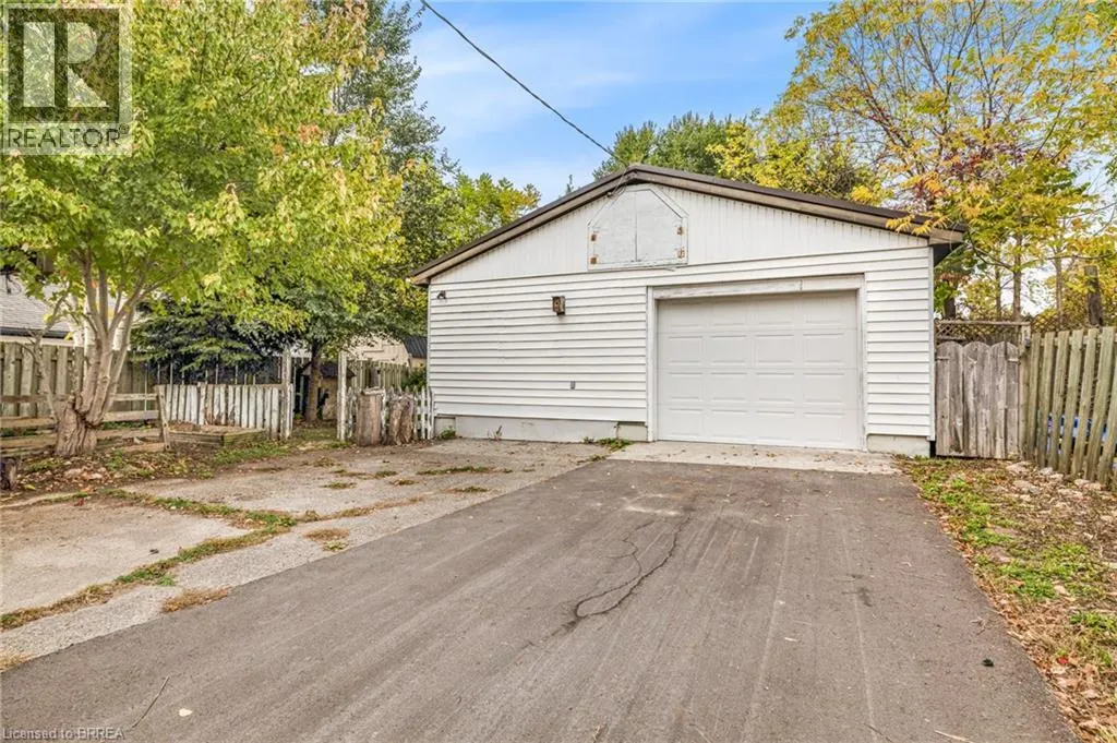 161 CRYSLER Street