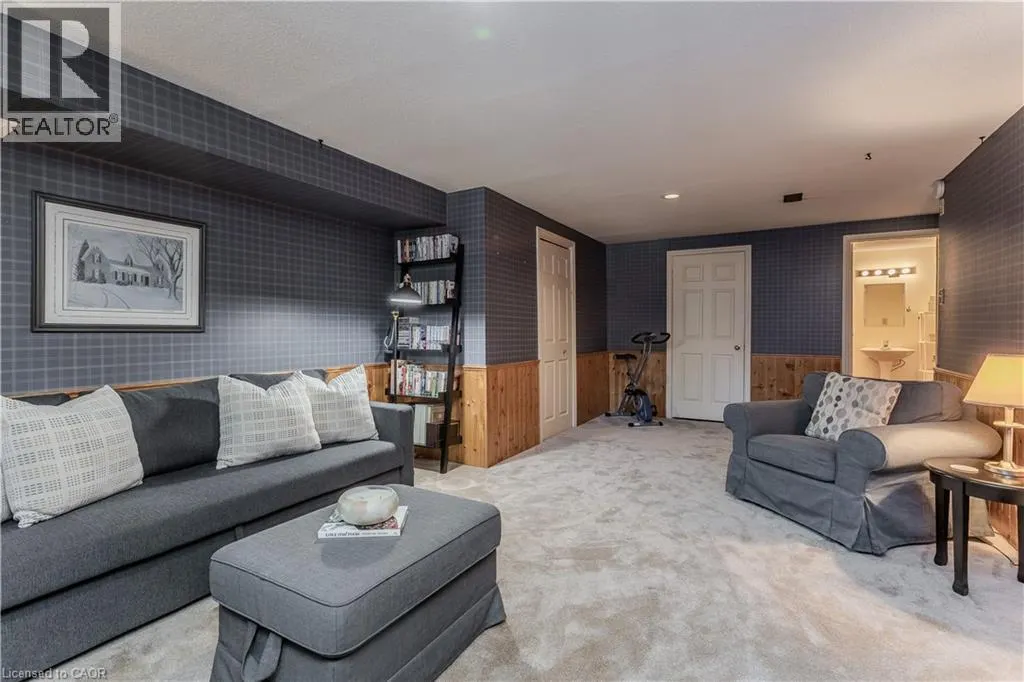2390 WOODWARD Avenue Unit# 5, #5