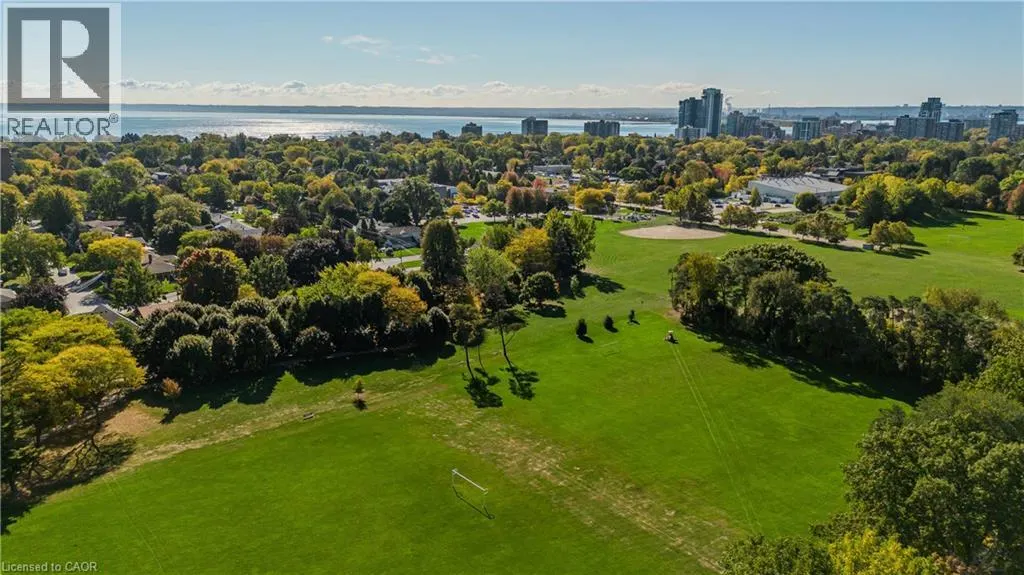 2390 WOODWARD Avenue Unit# 5, #5