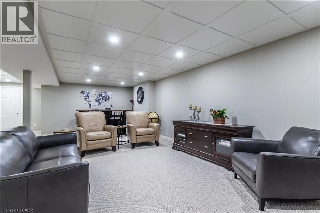 71 BEASLEY Crescent Unit# 16, #16