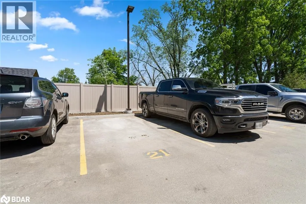 681 YONGE Street Unit# 502, #502
