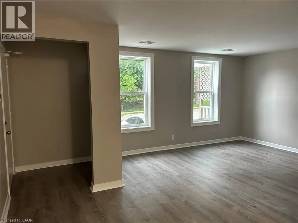 212 QUEENSTON Road Unit# 2, #2