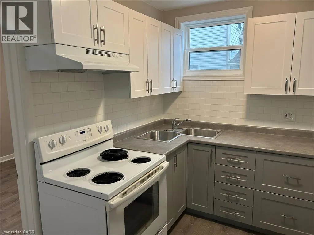 212 QUEENSTON Road Unit# 2, #2