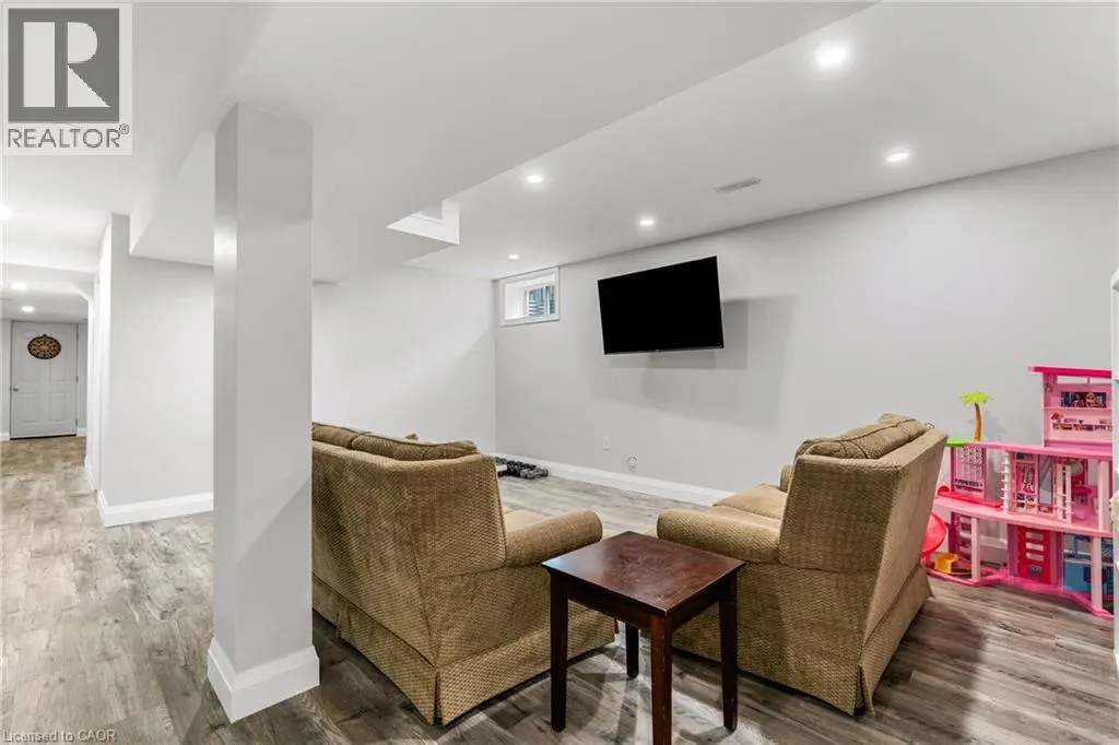 153 PORCHLIGHT Drive