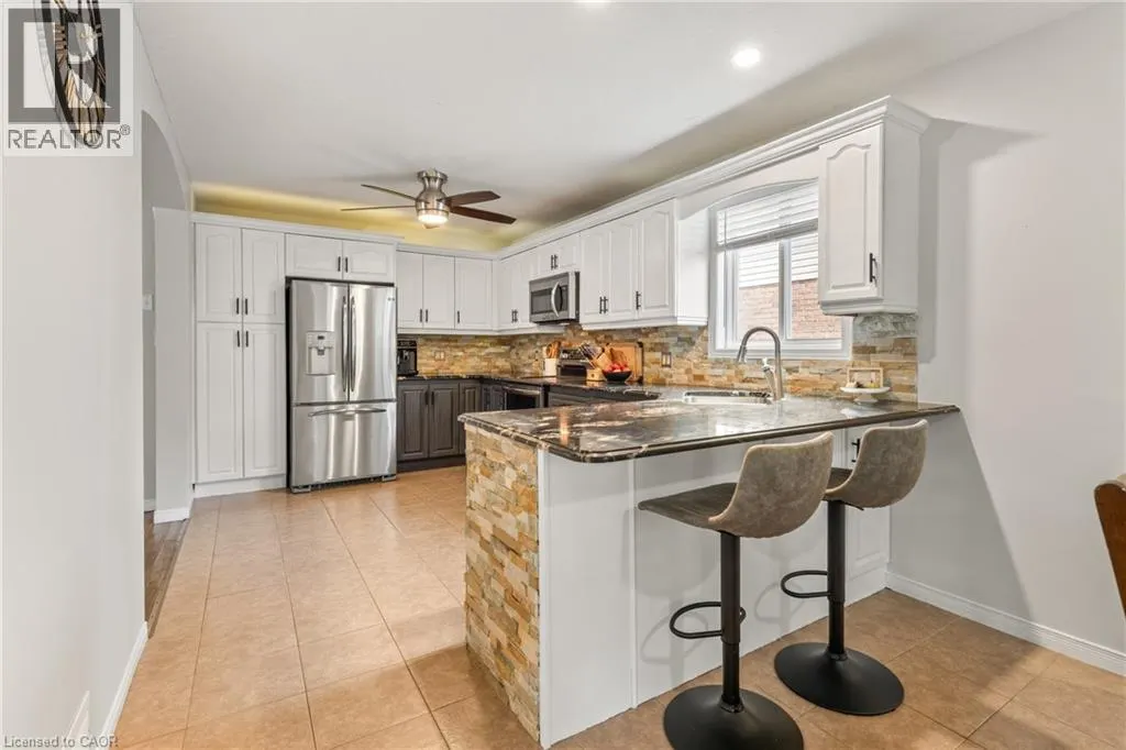 153 PORCHLIGHT Drive