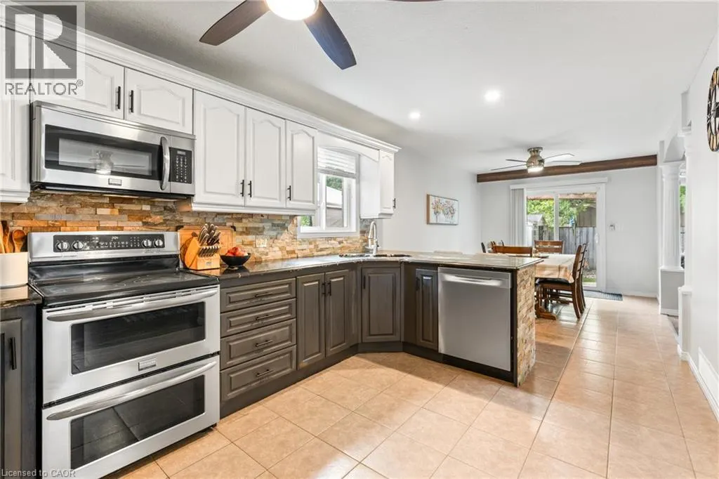 153 PORCHLIGHT Drive