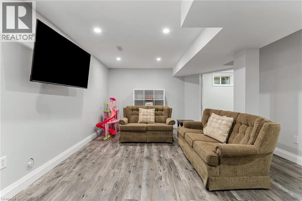 153 PORCHLIGHT Drive