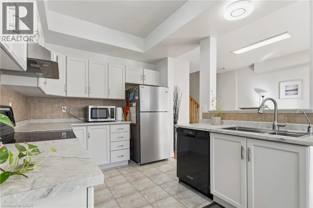 232 STONEHENGE Drive Unit# 37, #37