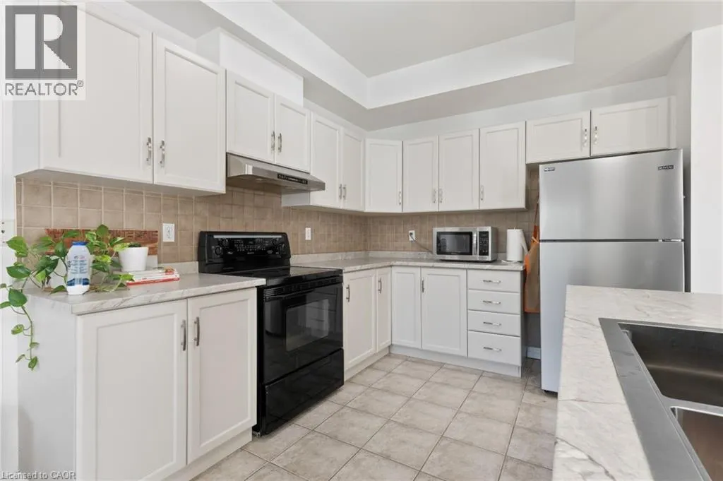 232 STONEHENGE Drive Unit# 37, #37