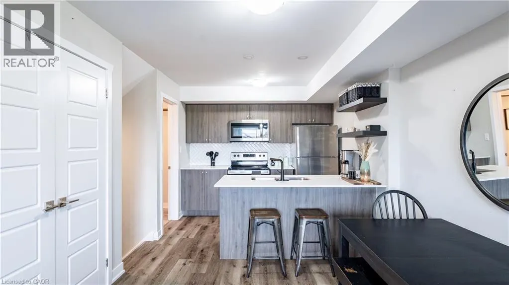 1331 COUNTRYSTONE Drive Unit# B4, #B4