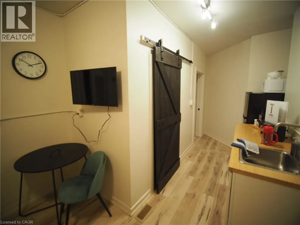 210 WILSON Street Unit# D, #D