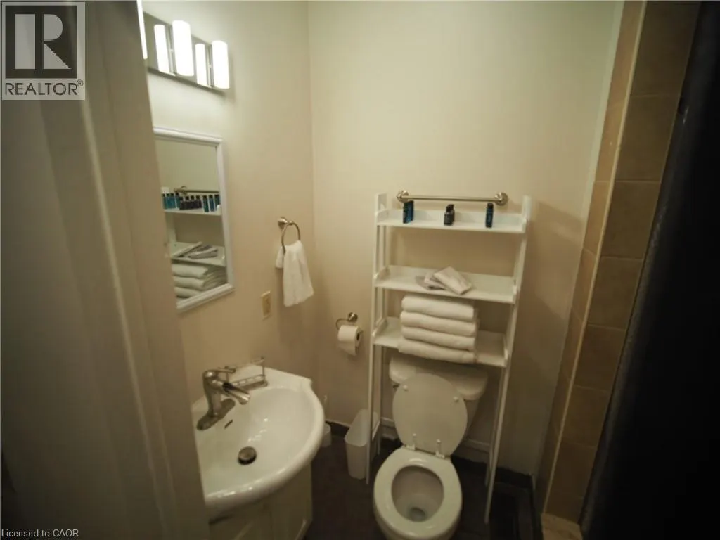 210 WILSON Street Unit# D, #D