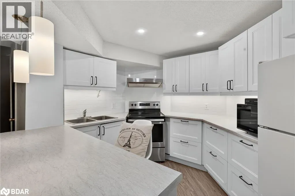 122 NORTHVIEW Crescent