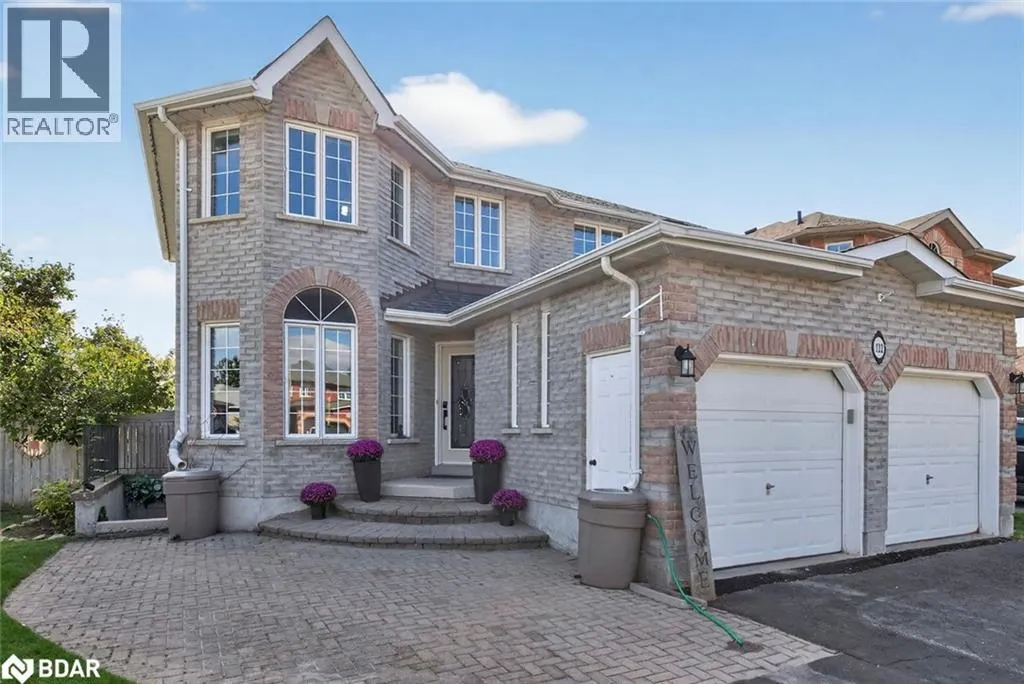 122 NORTHVIEW Crescent