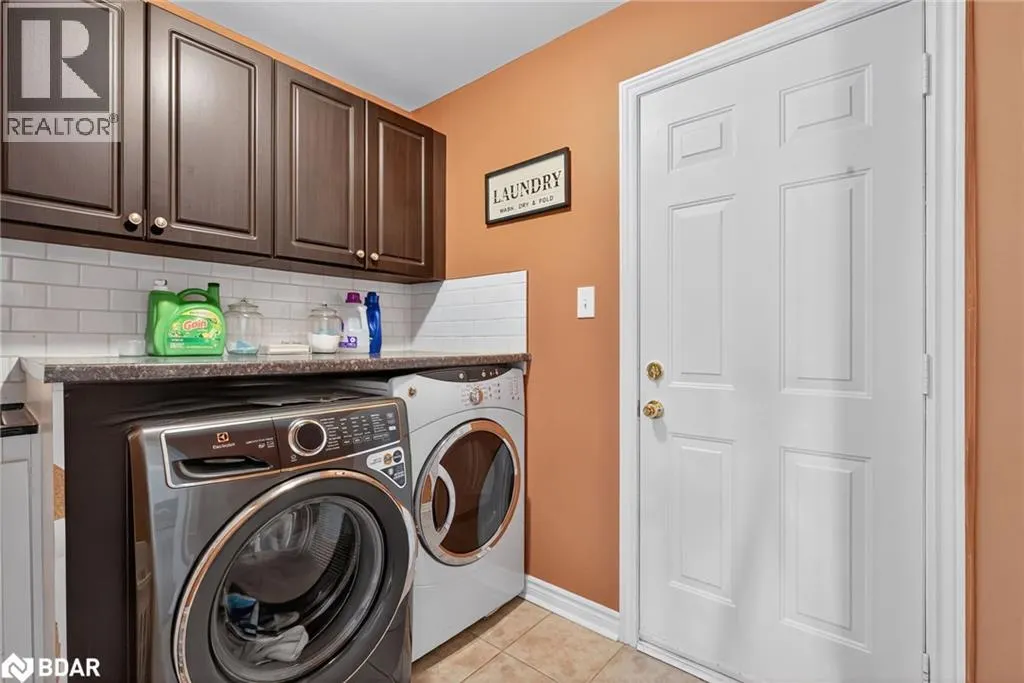 122 NORTHVIEW Crescent