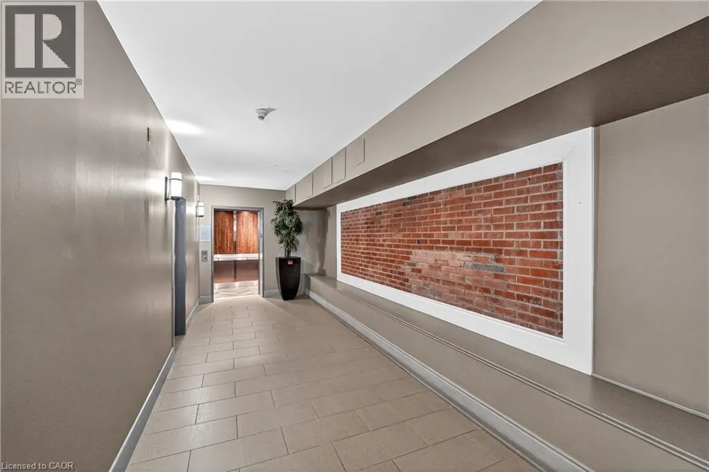 80 KING WILLIAM Street Unit# 404, #404