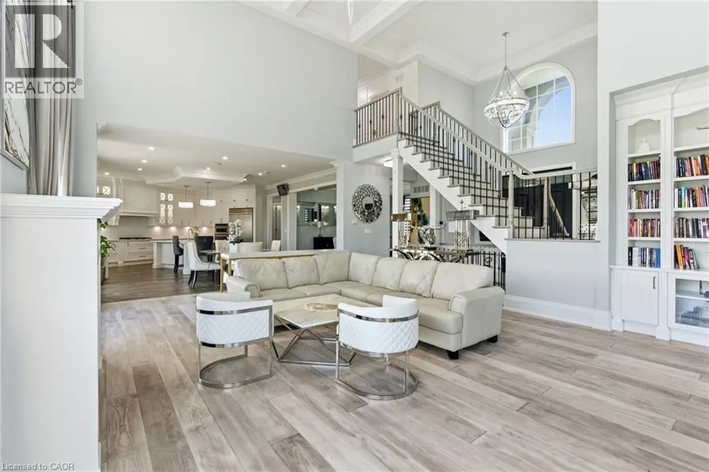 5 KRAMER Court