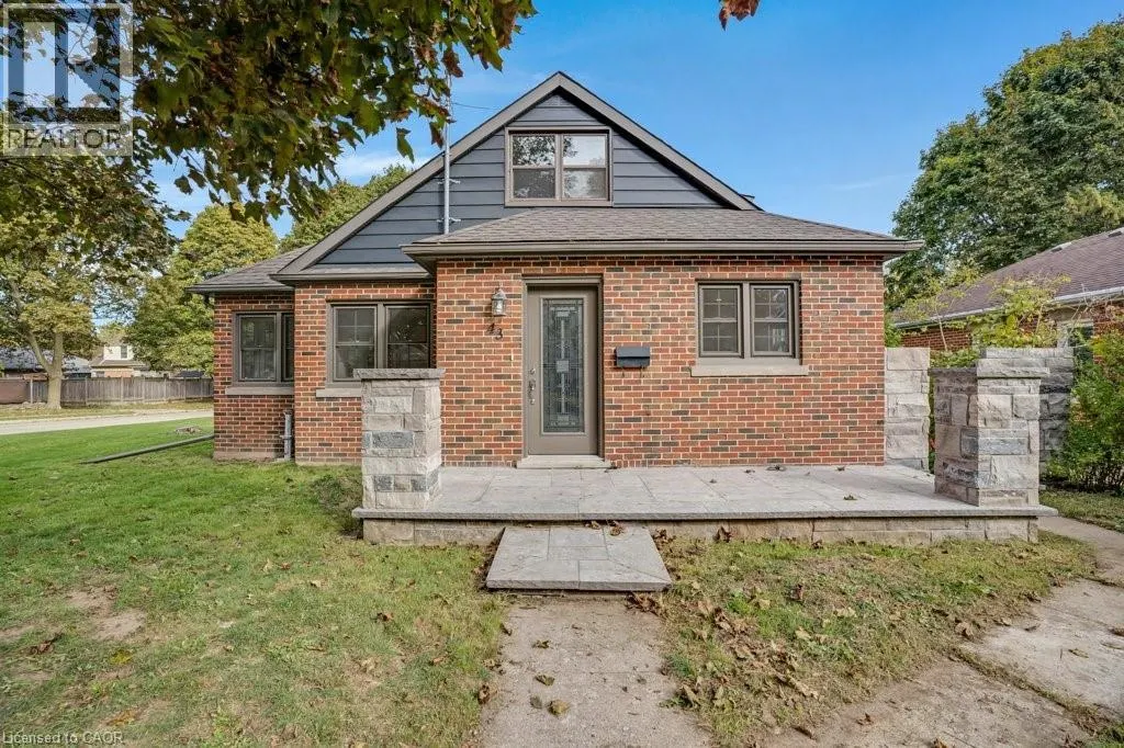 43 DUDHOPE Avenue