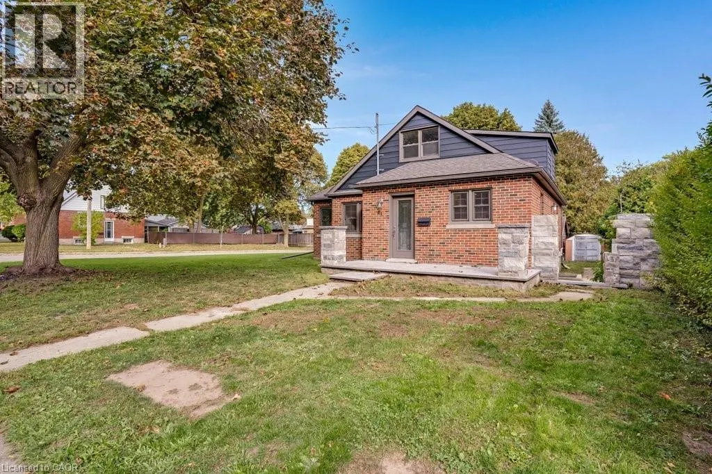 43 DUDHOPE Avenue