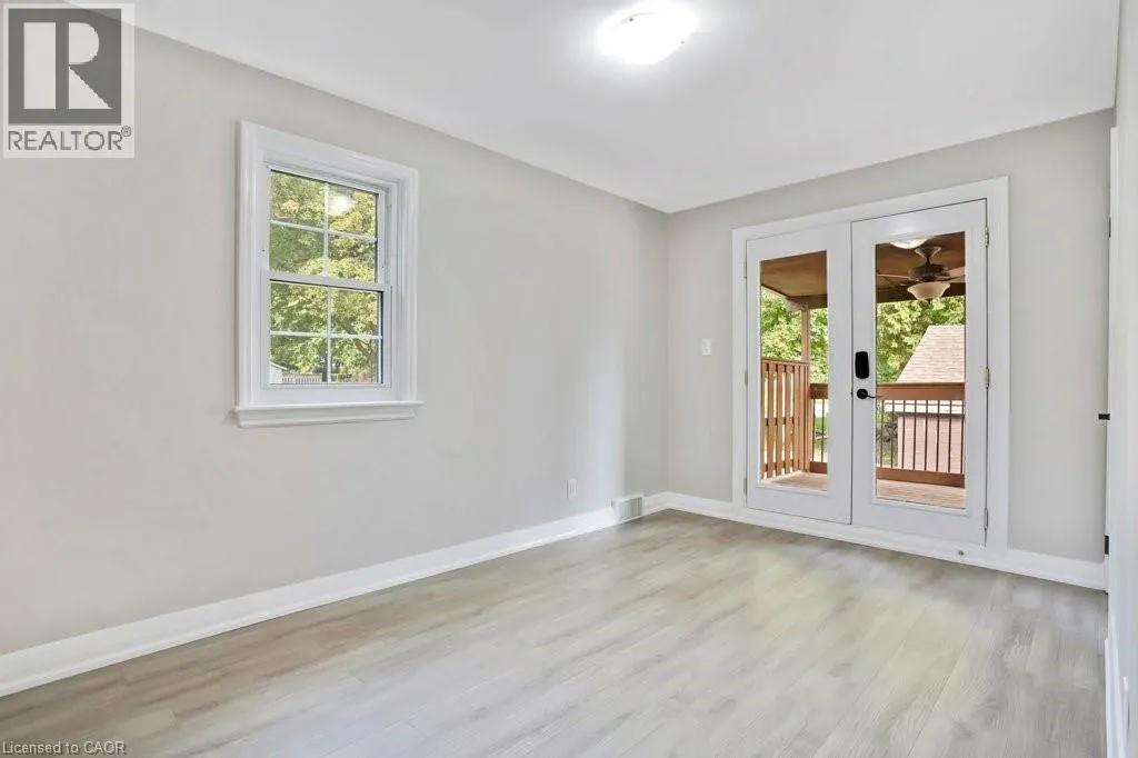 43 DUDHOPE Avenue