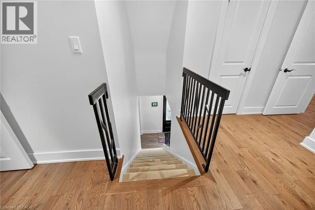 233 TOWNSEND Avenue
