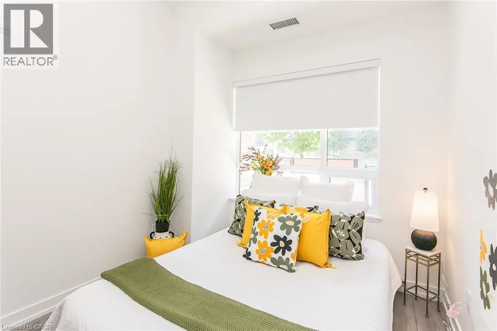 251 NORTHFIELD Drive E Unit# 102, #102