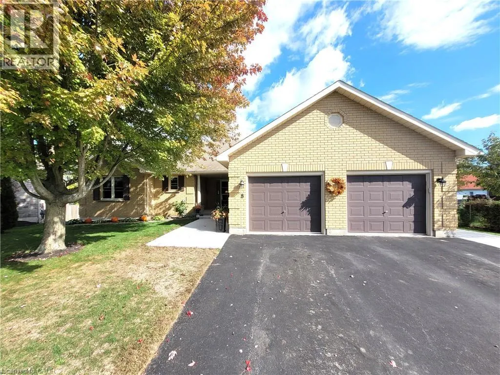 8 SIMON Court