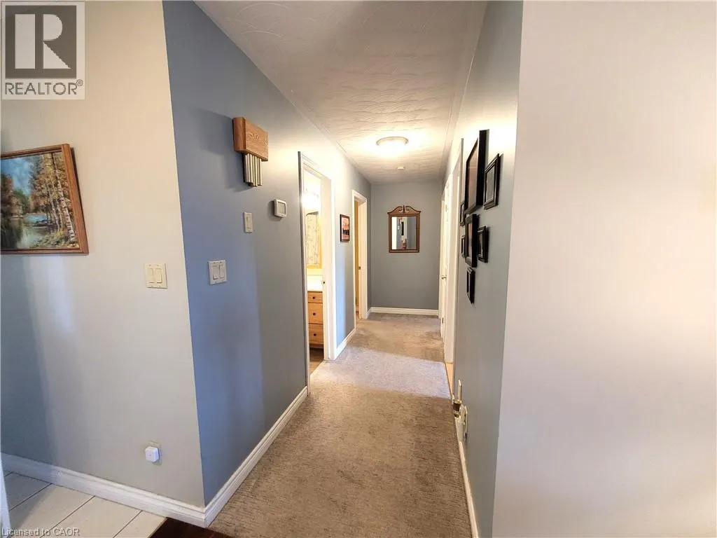 8 SIMON Court