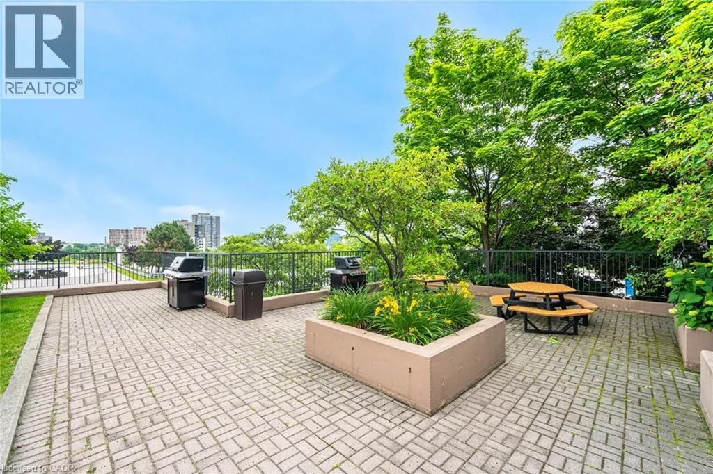 115 HILLCREST Avenue Unit# 615, #615