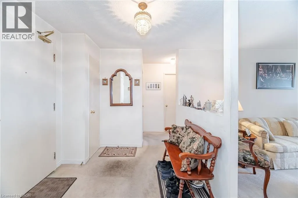 115 HILLCREST Avenue Unit# 615, #615
