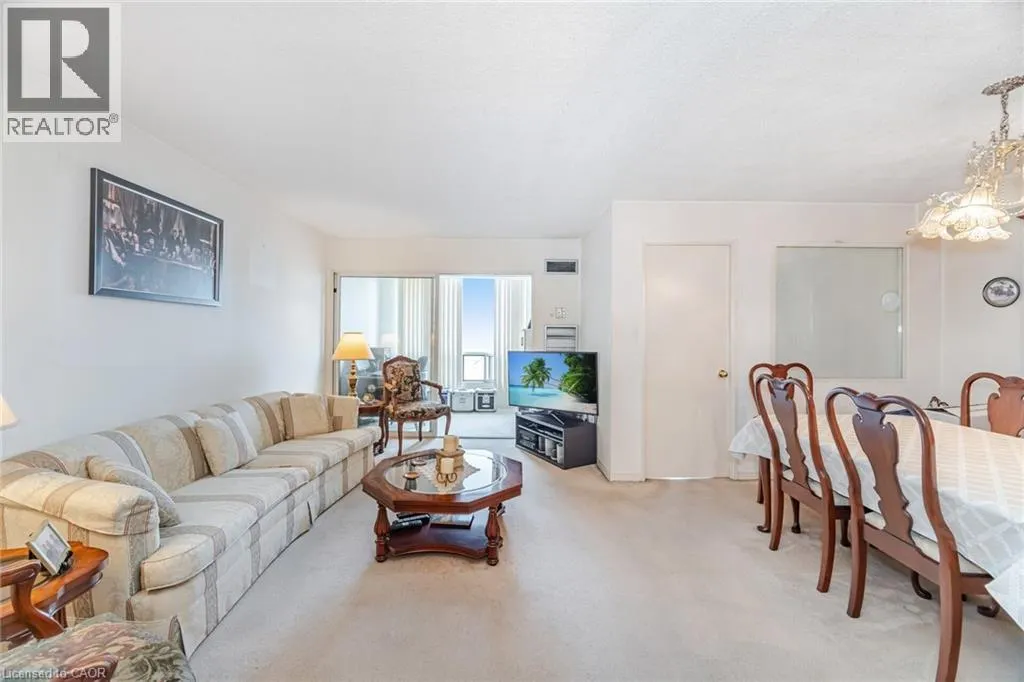 115 HILLCREST Avenue Unit# 615, #615
