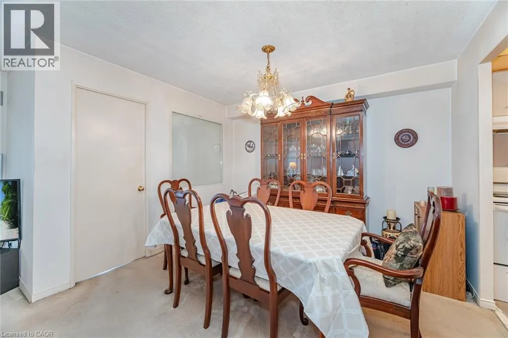 115 HILLCREST Avenue Unit# 615, #615