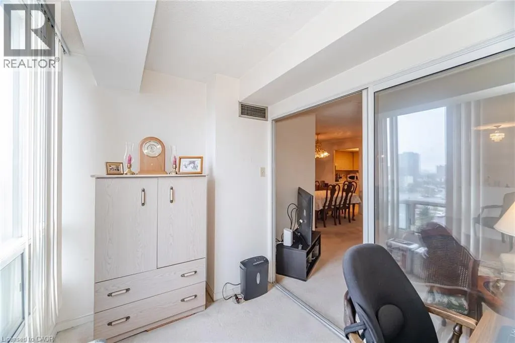 115 HILLCREST Avenue Unit# 615, #615