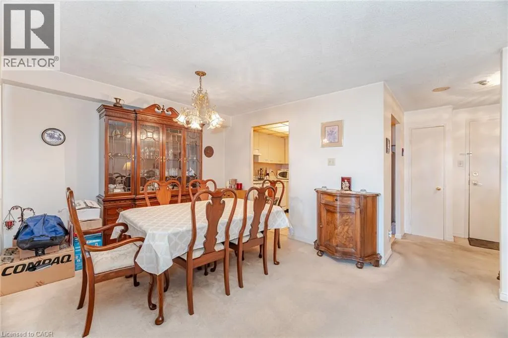 115 HILLCREST Avenue Unit# 615, #615