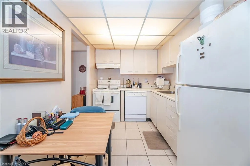 115 HILLCREST Avenue Unit# 615, #615
