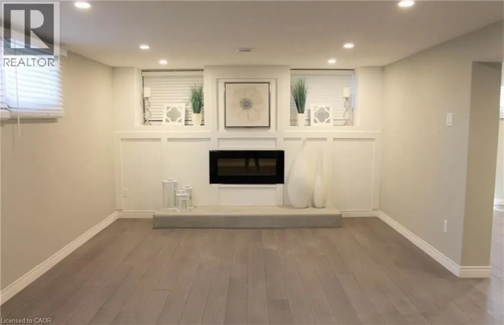 89 REGENT Drive Unit# LOWER, #LOWER