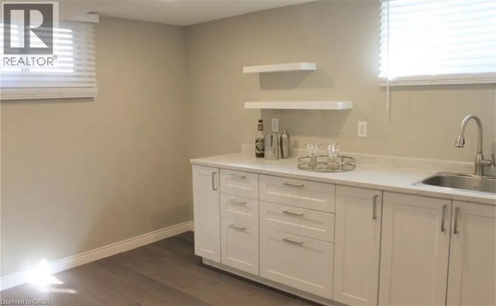 89 REGENT Drive Unit# LOWER, #LOWER