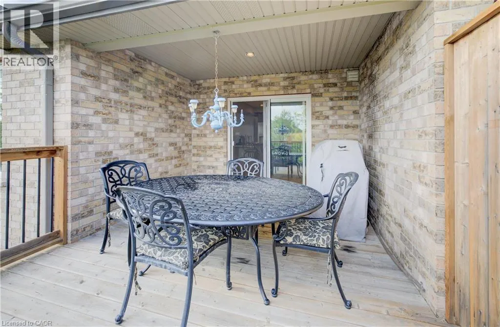 131 RAVENSWOOD Road