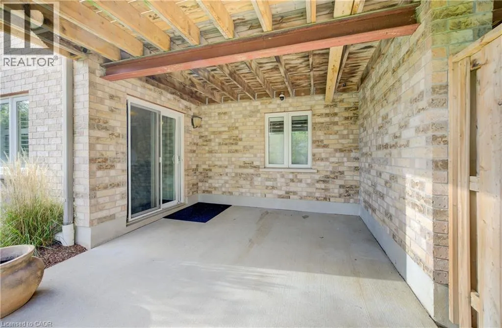 131 RAVENSWOOD Road