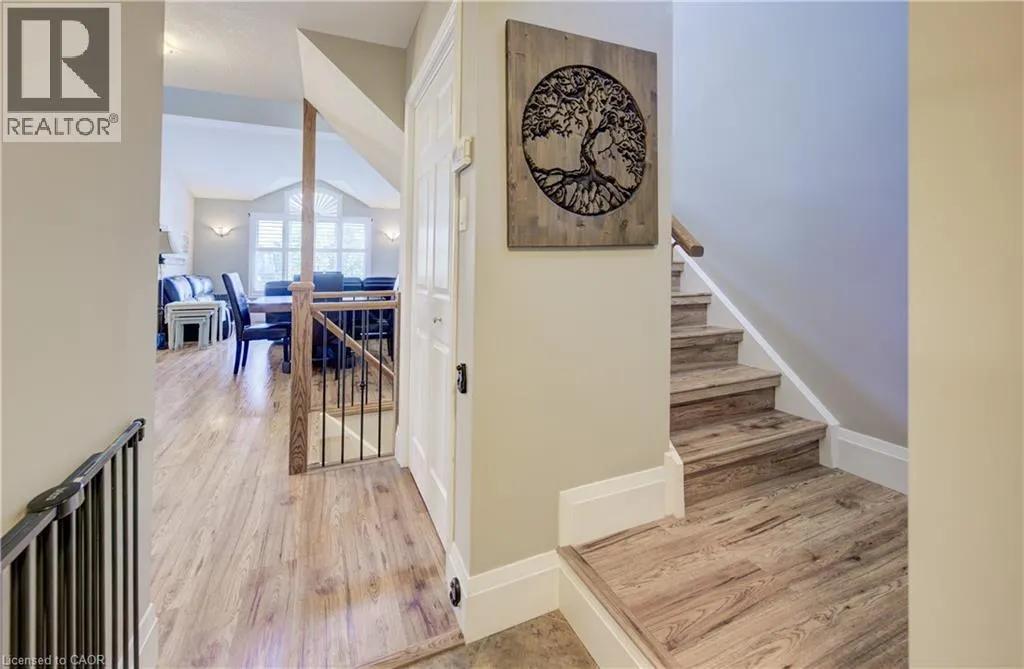 131 RAVENSWOOD Road