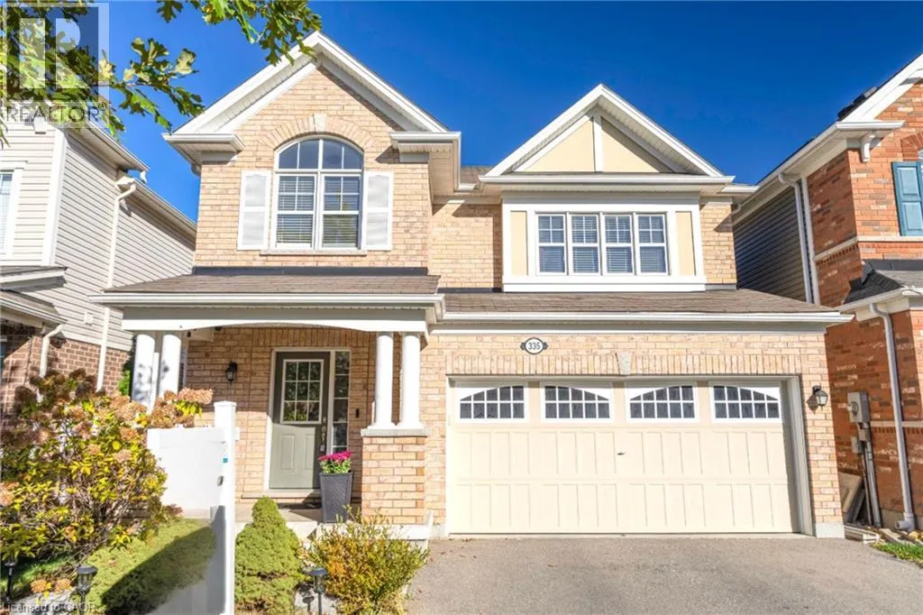 335 FALLING GREEN Crescent