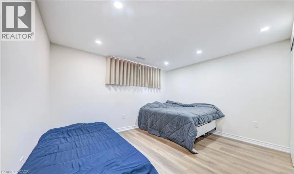 35 DARLINGSIDE Drive Unit# Basement, #Basement