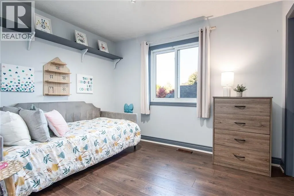 51 EBY Crescent