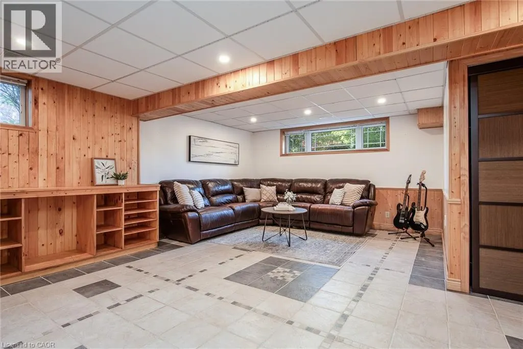 51 EBY Crescent