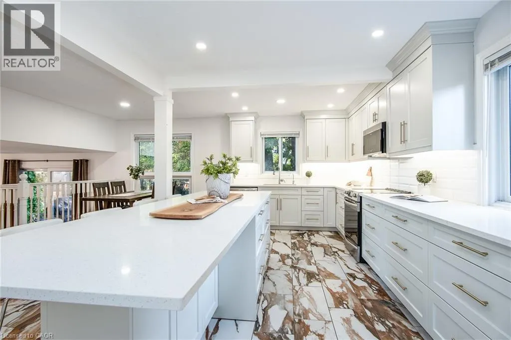 51 EBY Crescent