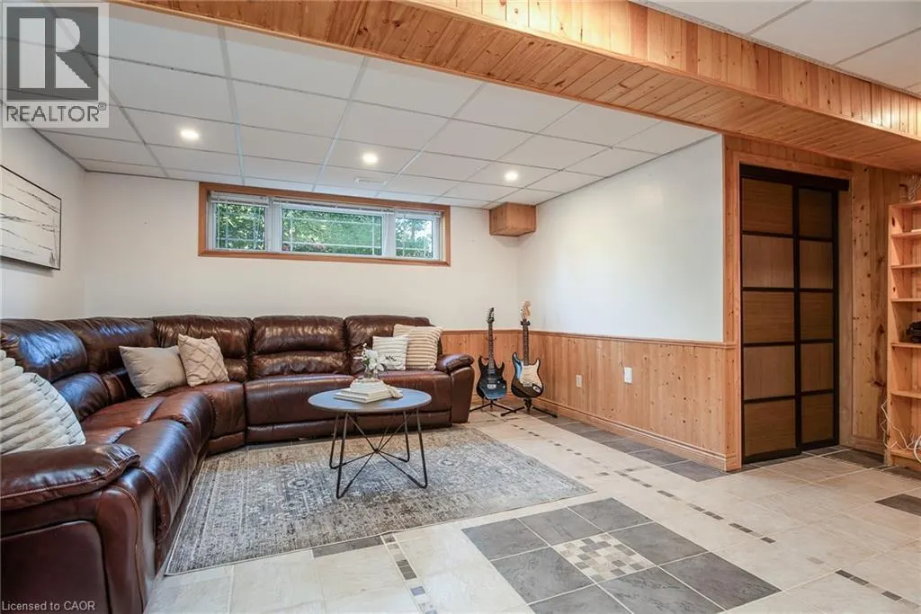 51 EBY Crescent